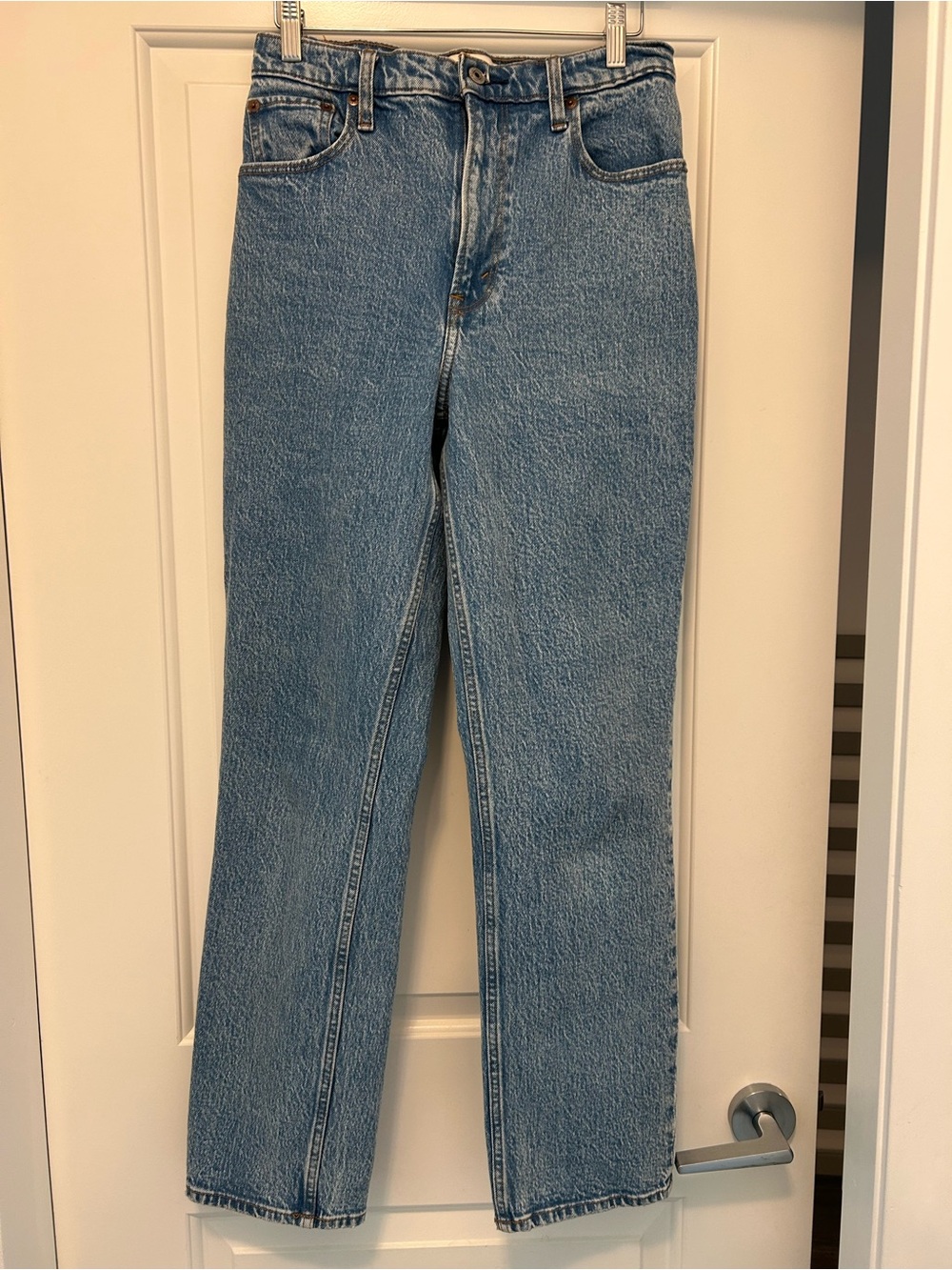 Abercrombie Ultra High Rise Straight 90s Jeans